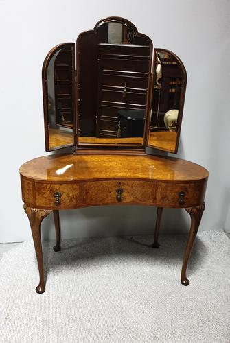 Superb Burr Walnut Dressing Table (1 of 13) Superb Burr Walnut Dressing Table (1 of 13)