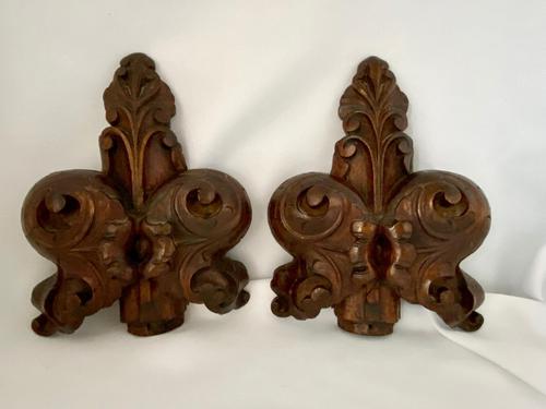 Victorian English Carved Pew End (1 of 4) Victorian English Carved Pew End (1 of 4)