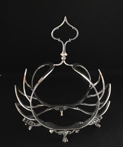 Dr Christopher Dresser Style Aesthetic Silver Plated Toast Rack. (1 of 5) Dr Christopher Dresser Style Aesthetic Silver Plated Toast Rack. (1 of 5)
