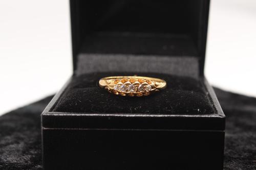 18ct Gold Diamond Ring, size N, weighing 2.6g (1 of 6)