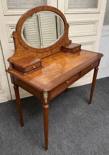 Very Pretty French Dressing Table (1 of 17) Very Pretty French Dressing Table (1 of 17)