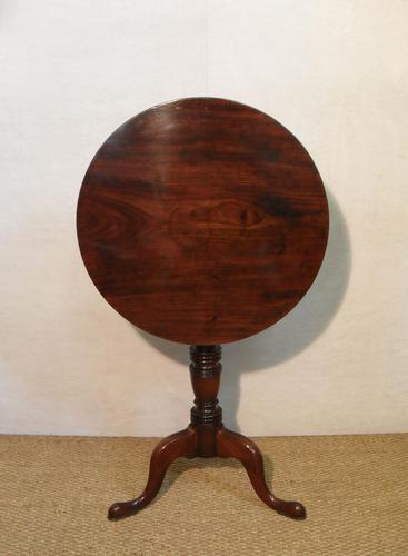 English Georgian Figured Mahogany Tilt Top Tripod Table (1 of 7) English Georgian Figured Mahogany Tilt Top Tripod Table (1 of 7)