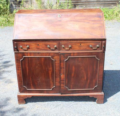 1900's Mahogany Scottish Bureau with Drawers (1 of 6)