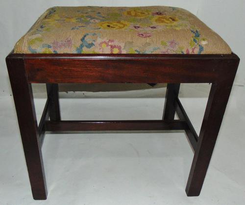 Georgian Cuban Mahogany Dressing Stool (1 of 5) Georgian Cuban Mahogany Dressing Stool (1 of 5)