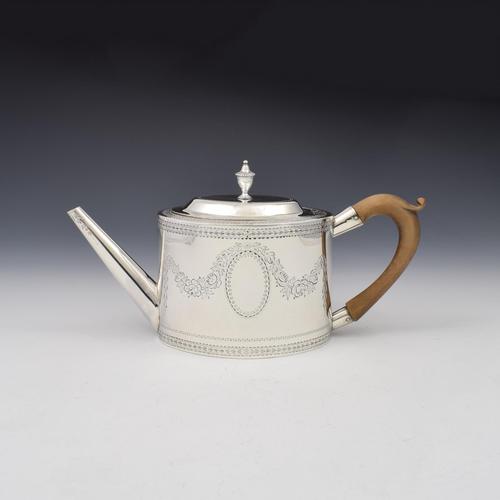 Fine Georgian Silver Oval Teapot 1783 John Kidder (1 of 13)