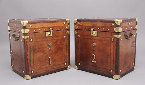 Pair of 20th Century Leather Bound ex Army Trunks in Excellent Condition (1 of 11) Pair of 20th Century Leather Bound ex Army Trunks in Excellent Condition (1 of 11)
