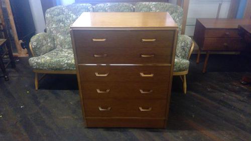 G plan 'Ebeneezer Gomme' Oak Stepped Chest of Drawers (1 of 3)