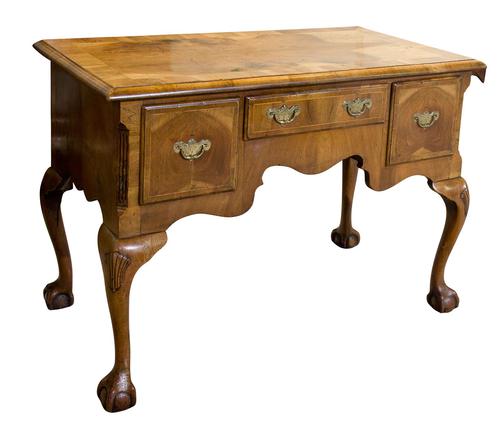Late 18th Century Walnut Lowboy on Carved Cabriole Legs (1 of 9) Late 18th Century Walnut Lowboy on Carved Cabriole Legs (1 of 9)
