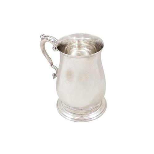 Vintage Sterling Silver Pint Mug / Tankard 1971 (1 of 9) Vintage Sterling Silver Pint Mug / Tankard 1971 (1 of 9)