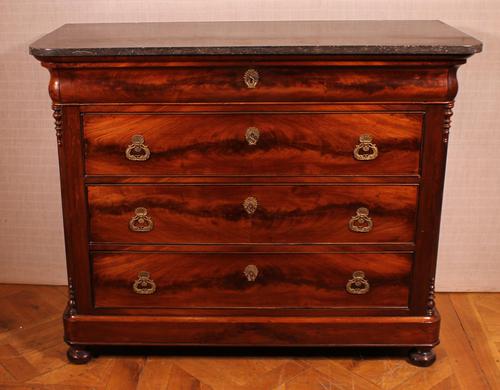 19th Century French Commode / Chest of Drawers in Mahogany (1 of 9) 19th Century French Commode / Chest of Drawers in Mahogany (1 of 9)