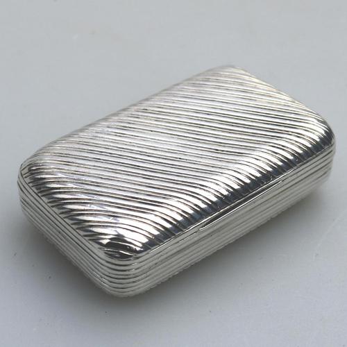 Good French Solid Silver Reeded Rectangular Snuff Box c.1830 (1 of 10)