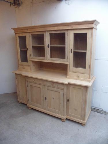 A Lovely 4 Door Antique/Old Pine Large Glazed Kitchen Dresser To Paint/Wax (1 of 9) A Lovely 4 Door Antique/Old Pine Large Glazed Kitchen Dresser To Paint/Wax (1 of 9)