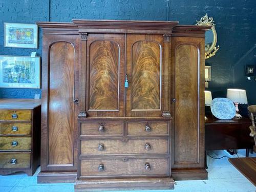 Late Regency Compactum (1 of 5)