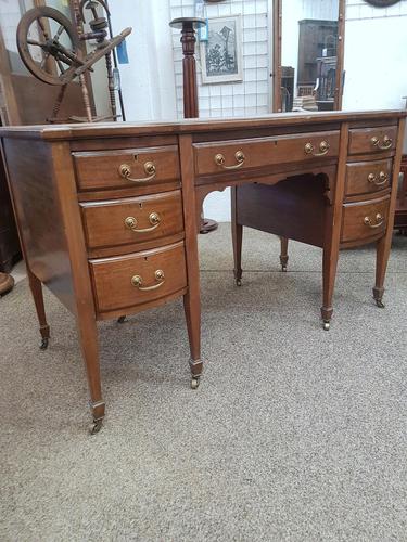 Edwardian Leather Top Desk (1 of 7) Edwardian Leather Top Desk (1 of 7)
