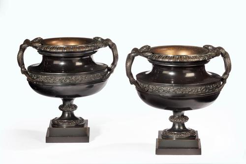 Handsome Pair of 19th Century Bronze Neoclassic Urns (1 of 6) Handsome Pair of 19th Century Bronze Neoclassic Urns (1 of 6)