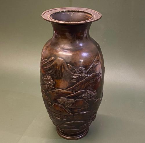 Good Meiji Period Japanese Bronze Vase (1 of 5)