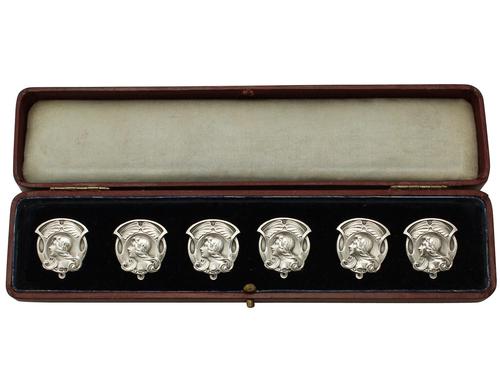 Set of Six Sterling Silver Buttons - Art Nouveau Style - Antique Edwardian (1 of 9) Set of Six Sterling Silver Buttons - Art Nouveau Style - Antique Edwardian (1 of 9)
