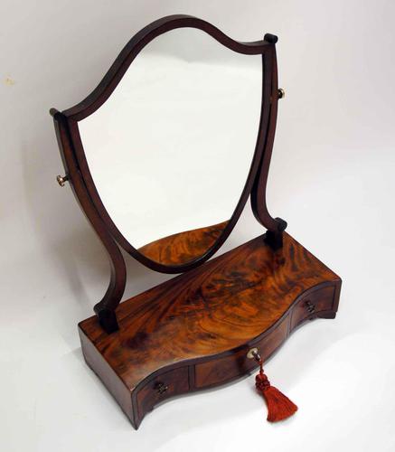 George III Mahogany Serpentine fronted, shield dressing table mirror (1 of 16) George III Mahogany Serpentine fronted, shield dressing table mirror (1 of 16)