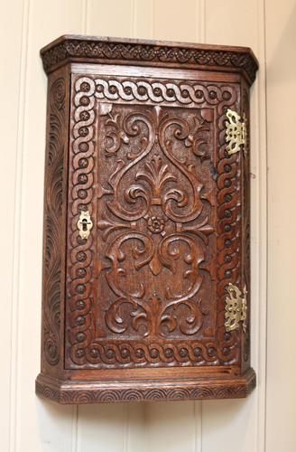 Mid 19th Century Carved Oak Corner Wall Cabinet (1 of 8)