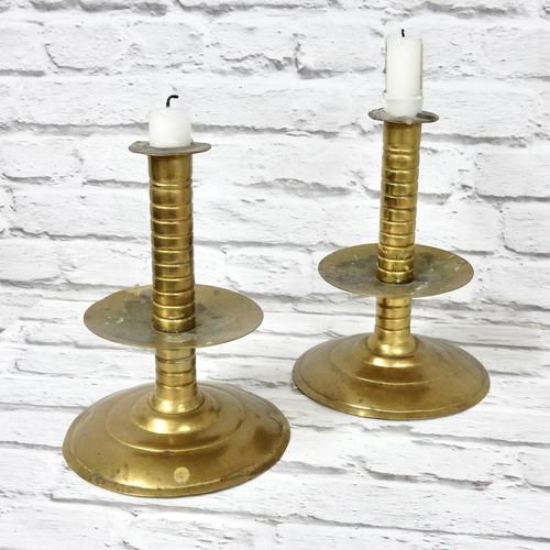 Pair of Arts and Crafts Brass Candlesticks (1 of 5) Pair of Arts and Crafts Brass Candlesticks (1 of 5)