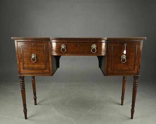 Small Georgian Mahogany Sideboard (1 of 7)