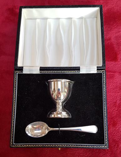 Cased Sterling Silver Christening Set (1 of 6)