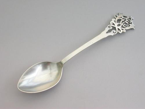 Scottish Provincial Silver Wedding Spoon, By William Robb of Ballater 1906 assayed in Edinburgh (1 of 7) Scottish Provincial Silver Wedding Spoon, By William Robb of Ballater 1906 assayed in Edinburgh (1 of 7)