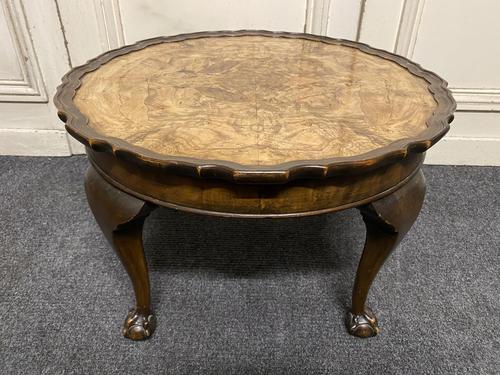 Nice Quality Burr Walnut Coffee Table (1 of 6)