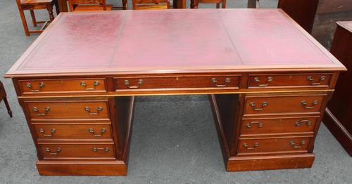 Quality 1960s Mahogany Partners Desk with Red Leather on Top (1 of 4)