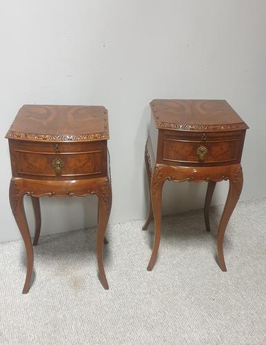 Super Pair of Burr Walnut Bedside Lamp Tables (1 of 10)