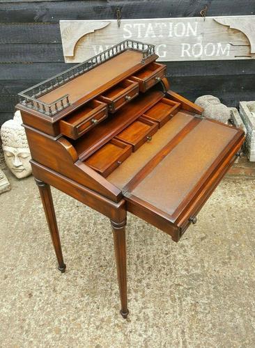 Theodore Alexander Mahogany Desk (1 of 10)