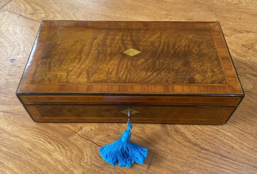 Victorian Walnut Box with Ebony & Boxwood Inlay (1 of 13)