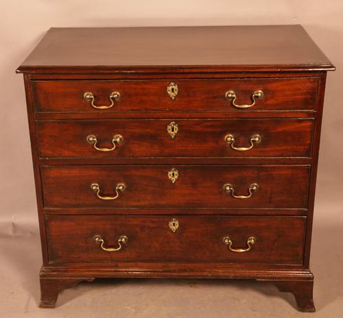 Georgian Mahogany Chest of Drawers Original Brasswork c.1780 (1 of 6)