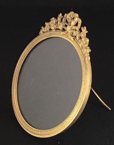 Edwardian Brass Circular Easel Photo Frame (1 of 4)