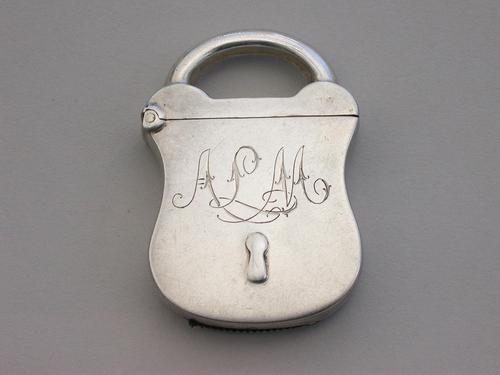 Edwardian Novelty Silver Padlock Vesta Case, by A & J Zimmerman, Birmingham, 1906 (1 of 9)