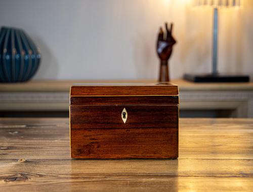 Rosewood Tea Caddy 1840 (1 of 8) Rosewood Tea Caddy 1840 (1 of 8)