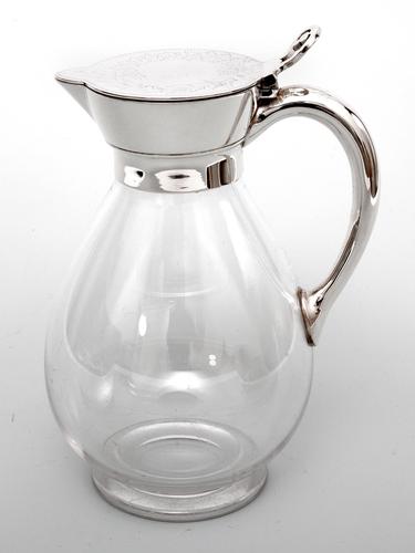 Victorian Martin Hall & Co Silver Plated & Glass Claret Jug (1 of 4) Victorian Martin Hall & Co Silver Plated & Glass Claret Jug (1 of 4)