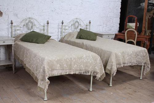 Pretty Pair of Single Victorian Beds (1 of 10)