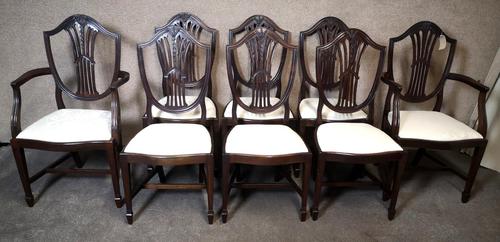 Set of Eight '6+2' Mahogany Dining Chairs in the Hepplewhite Style (1 of 15)