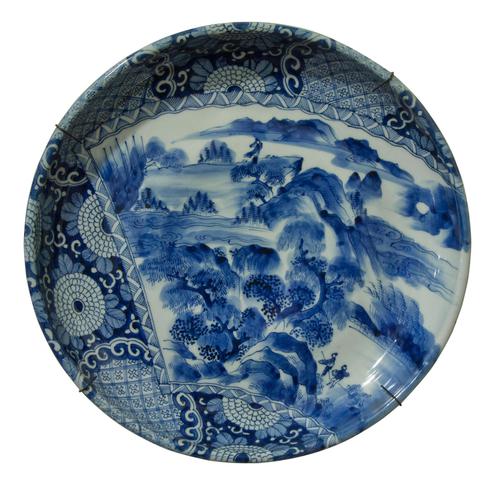 Japanese Arita Bowl / Charger with Rim (1 of 6) Japanese Arita Bowl / Charger with Rim (1 of 6)