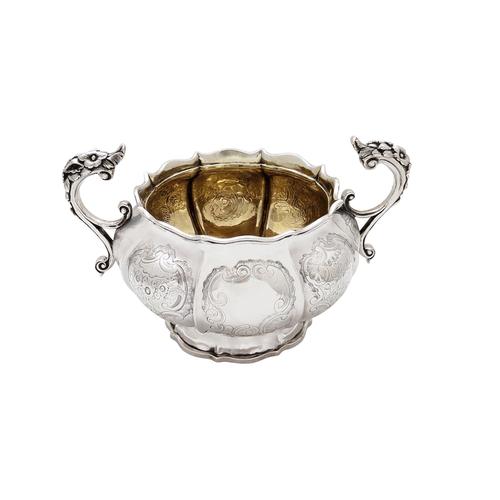 Antique Georgian Sterling Silver 2 Handle Bowl 1827 (1 of 10) Antique Georgian Sterling Silver 2 Handle Bowl 1827 (1 of 10)