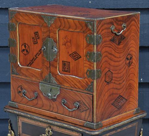 Excellent 19th Century Japanese Oriental Elm Jewellery Box / Table Cabinet (1 of 11) Excellent 19th Century Japanese Oriental Elm Jewellery Box / Table Cabinet (1 of 11)