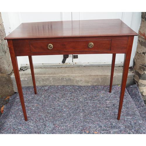 Elegant Georgian Scottish Side Table (1 of 7) Elegant Georgian Scottish Side Table (1 of 7)