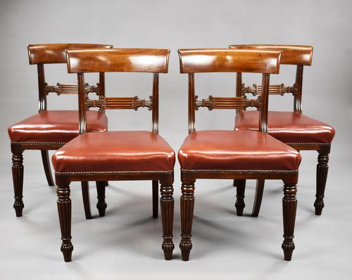 Set of 4 George III Mahogany Dining Chairs (1 of 9) Set of 4 George III Mahogany Dining Chairs (1 of 9)