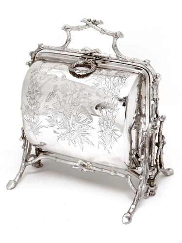Victorian Fenton Brothers Beautifully Engraved Silver Plated Biscuit Warmer (1 of 4) Victorian Fenton Brothers Beautifully Engraved Silver Plated Biscuit Warmer (1 of 4)