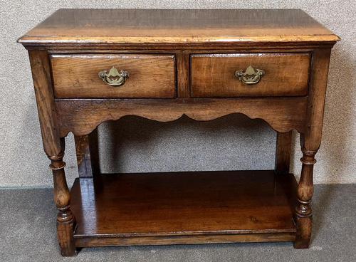 Titchmarsh & Goodwin Small Oak Dresser Base (1 of 8)