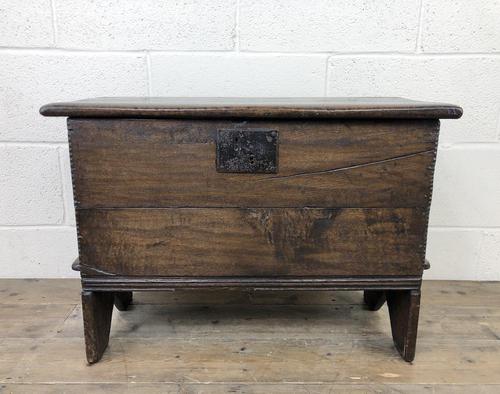 Small 18th Century Joined Oak Coffer (1 of 18)