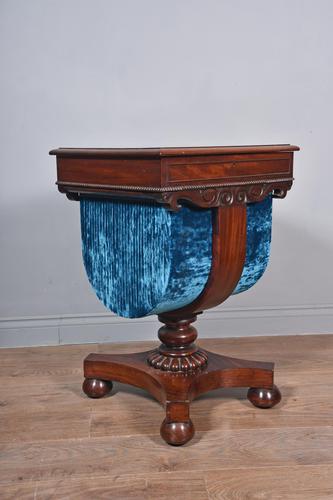 Regency mahogany work table lamp table (1 of 5)