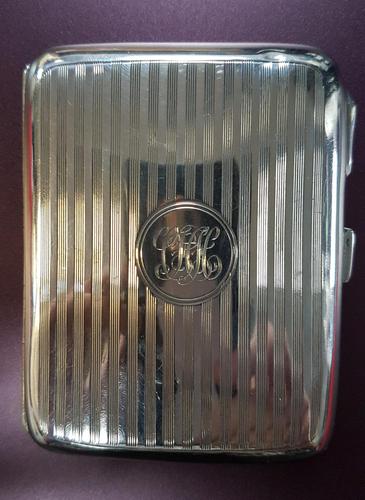 Sterling Silver Vesta Case - 1919 (1 of 4) Sterling Silver Vesta Case - 1919 (1 of 4)