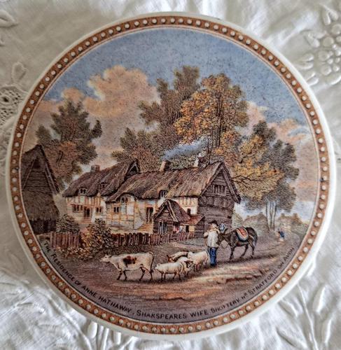 Antique English Victorian Pratt-ware Pot-lid ~ "Anne Hathaway's Cottage" ~ Ball No. 228 (1 of 2)